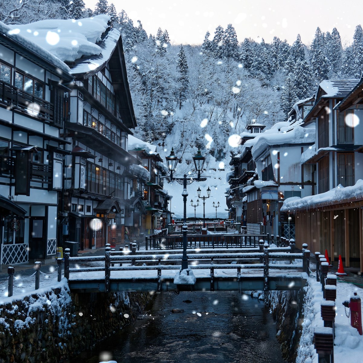 ออนเซ็นญี่ปุ่น Ginzan Onsen 